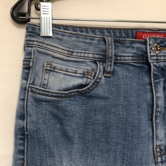 Guess Bermuda Style Shorts - Picture 2 of 8